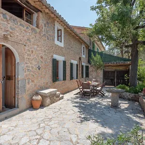 https://villa-cami-de-la-mar.balearic-islands.net