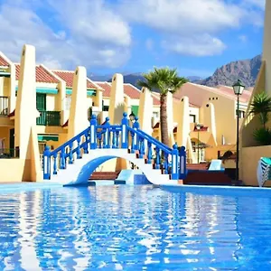 https://cozy-estudio-mareverde.in-canary-islands.com