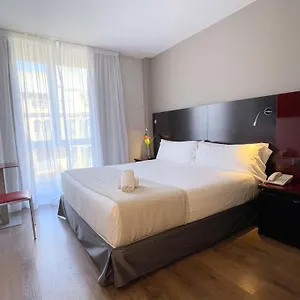 sant-antoni-barcelona.topbarcelonahotels.com/